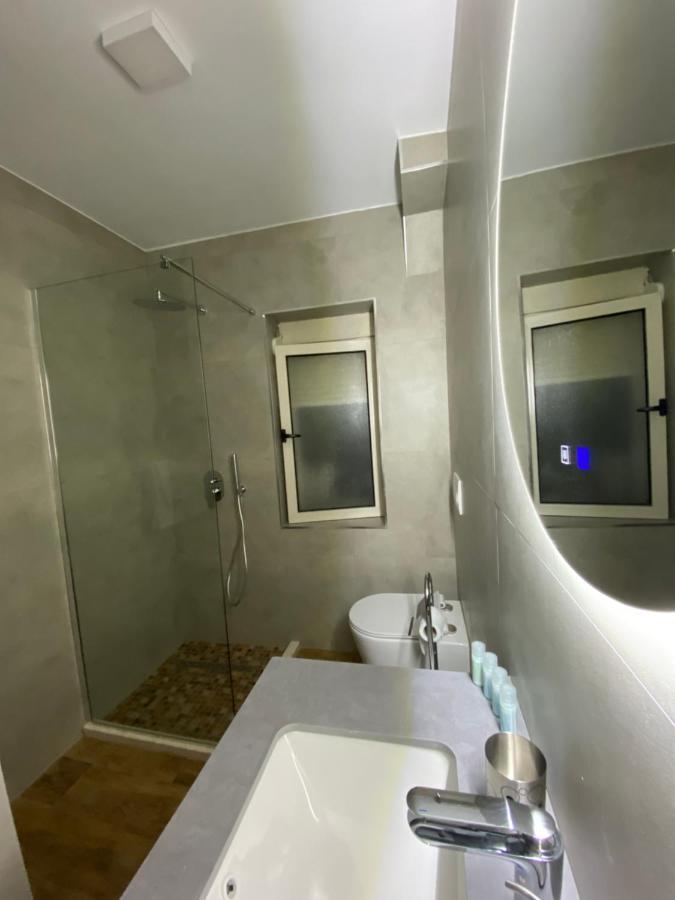 Lucas Downtown Apartment Tirana Exterior photo